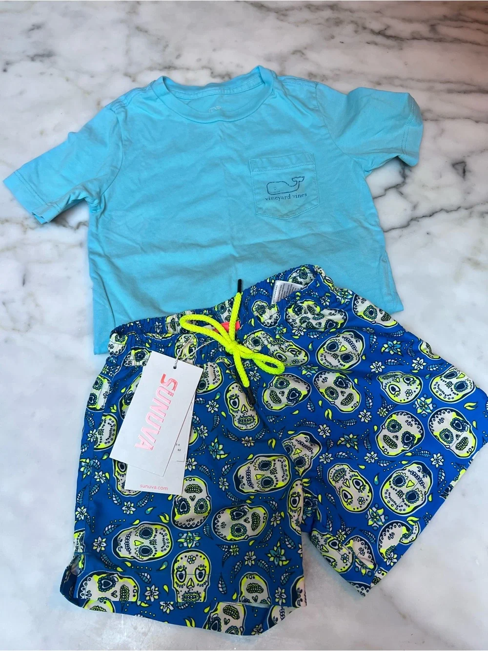 NWT Sunuva Blue Skull Print Swim Trunks (free vineyard vines tee included)